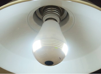 LEDナイトライトミニセンサー式で、自動点灯・消灯